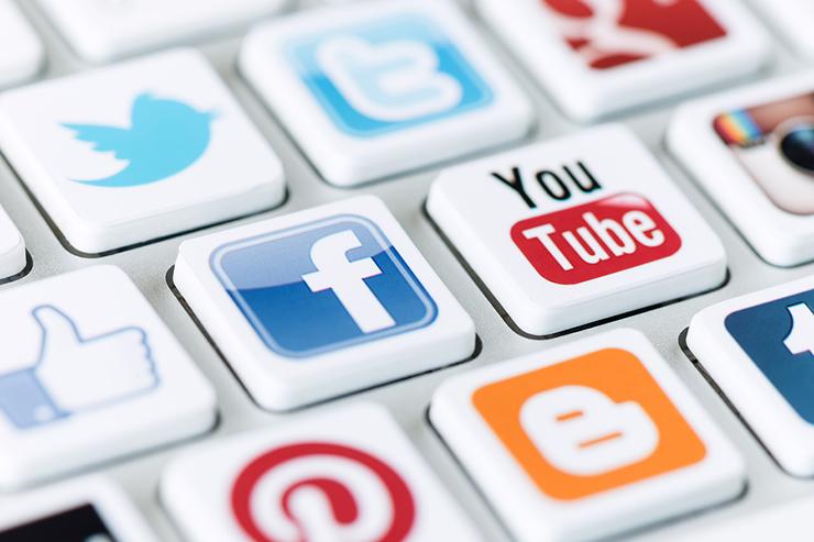 social media keyboard image